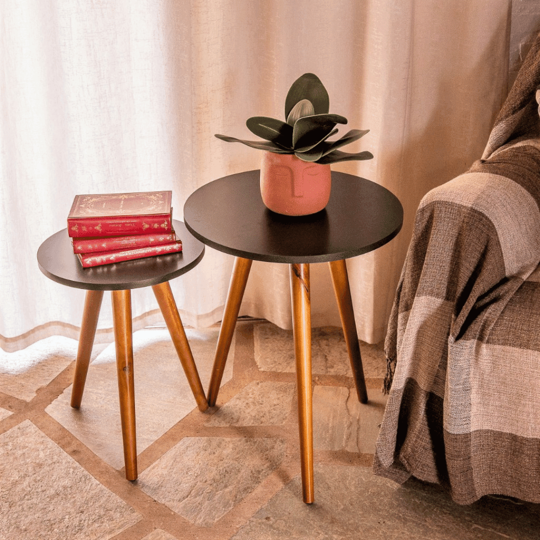 Mesa de Apoio Lateral Redonda Pé Palito Retrô